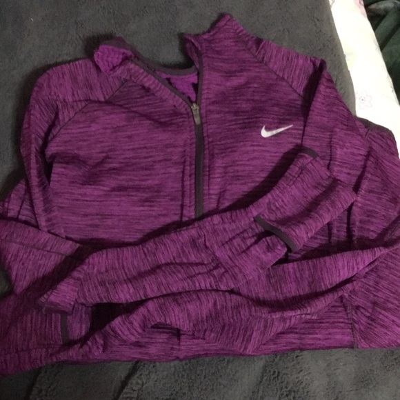Workout tops BUNDLE. Nike Fila Tek Gear - Picture 2 of 8